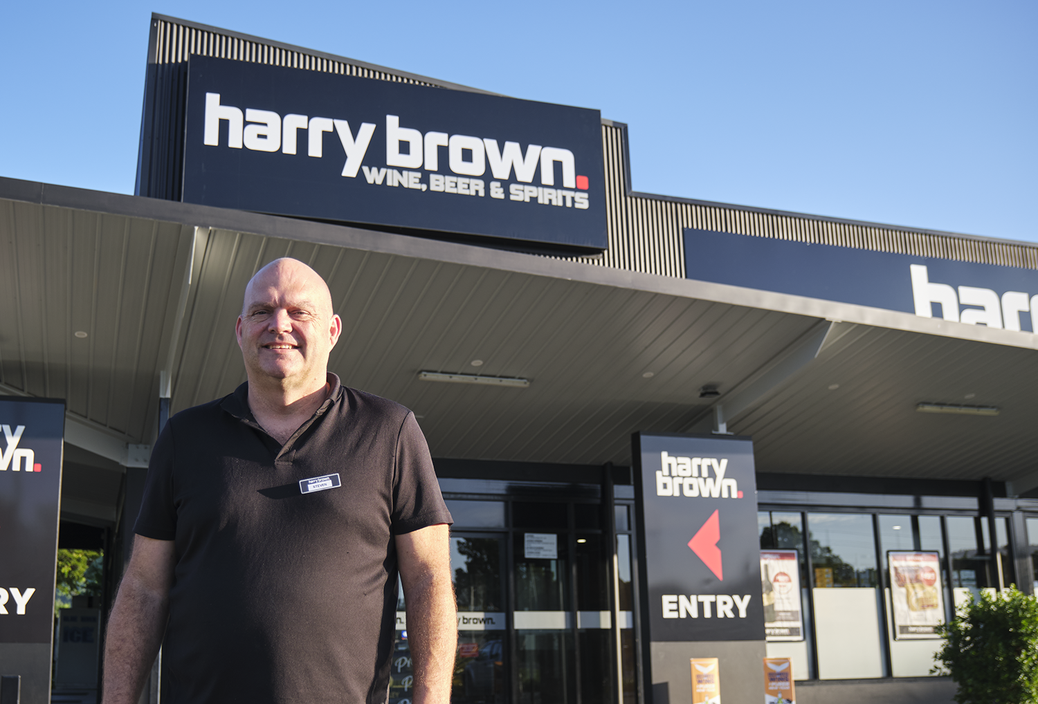 AwardWinning Liquor Retailer Opens In Airlie Beach Mackay Whitsunday